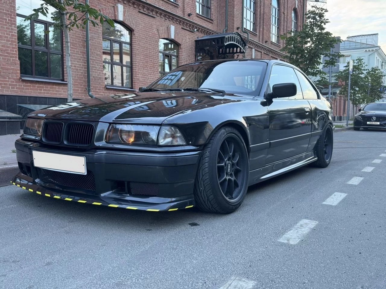 BMW 3 серия 1.6 MT