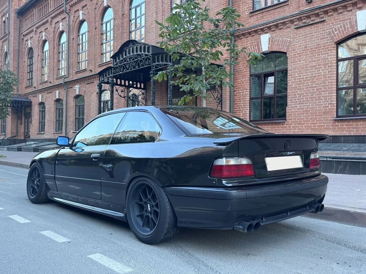 BMW 3 серия 1.6 MT — фото 5