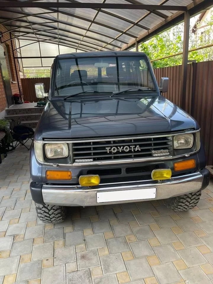 Toyota Land Cruiser Prado 2.4 AT