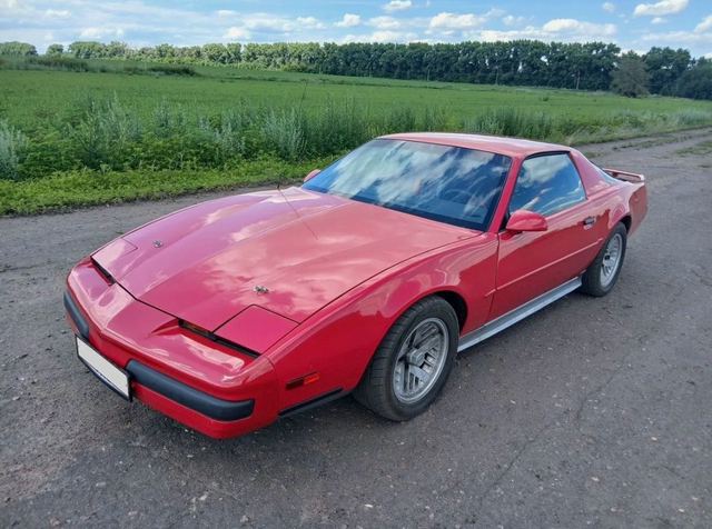 Pontiac Firebird 5.7 MT, 1989 — Бобров