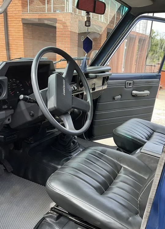 Toyota Land Cruiser 2.8 MT — фото 3