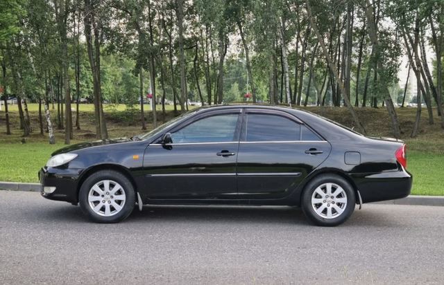 Toyota Camry 2.4 MT — фото 3