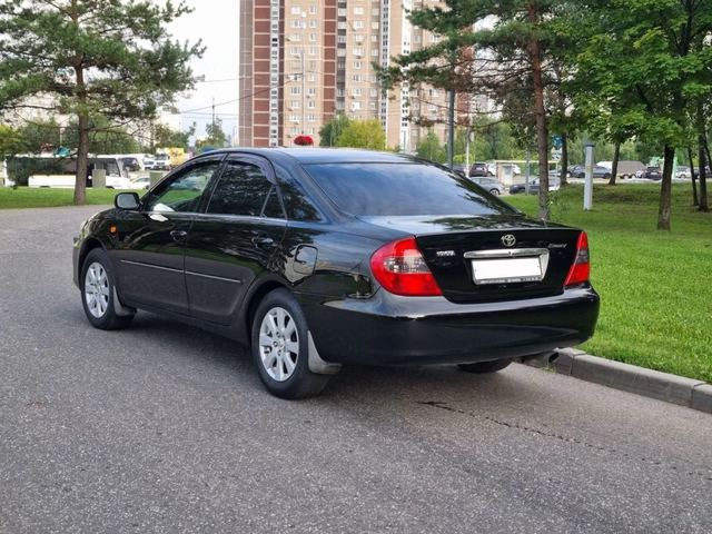 Toyota Camry 2.4 MT — фото 5