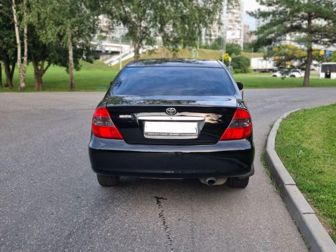 Toyota Camry 2.4 MT — фото 6
