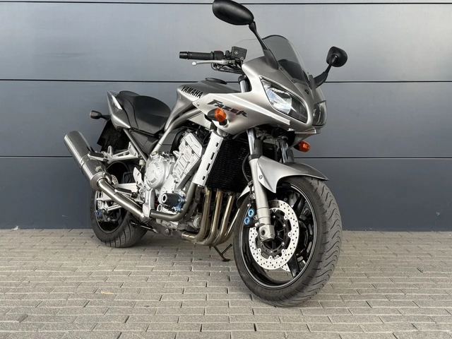 Yamaha FZS1000 Fazer — фото 2