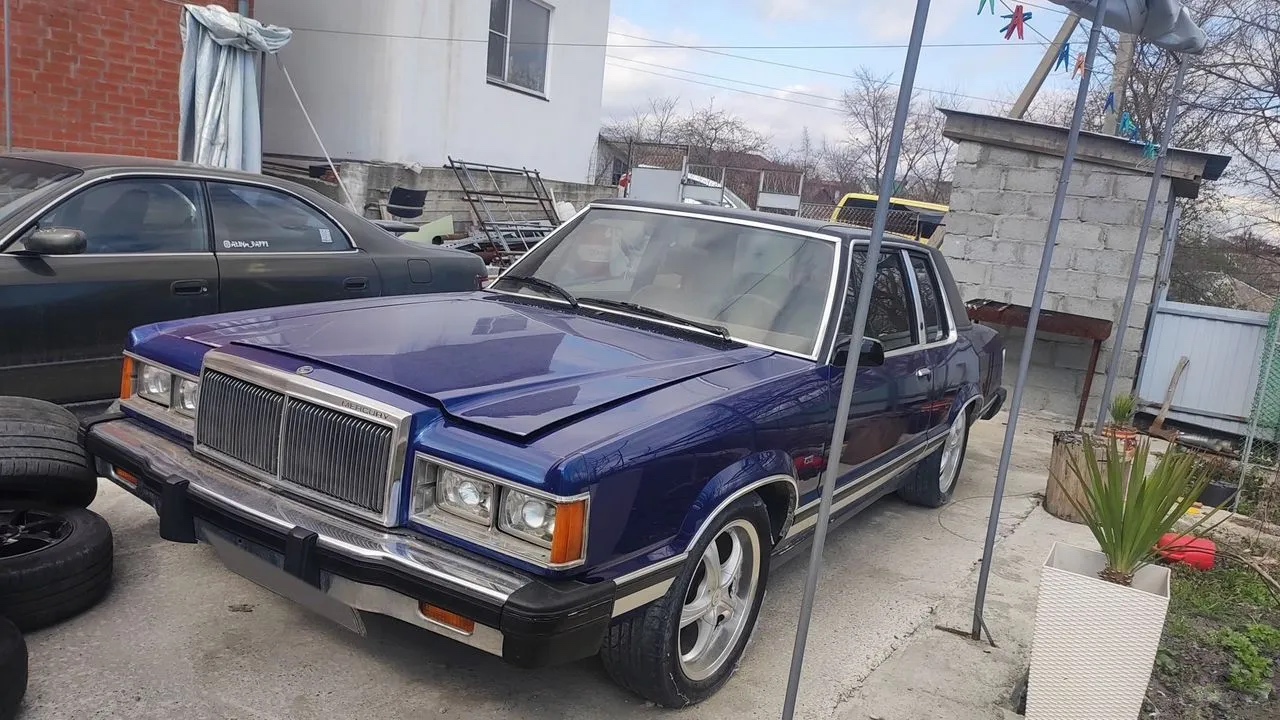 Mercury Cougar 4.2 AT