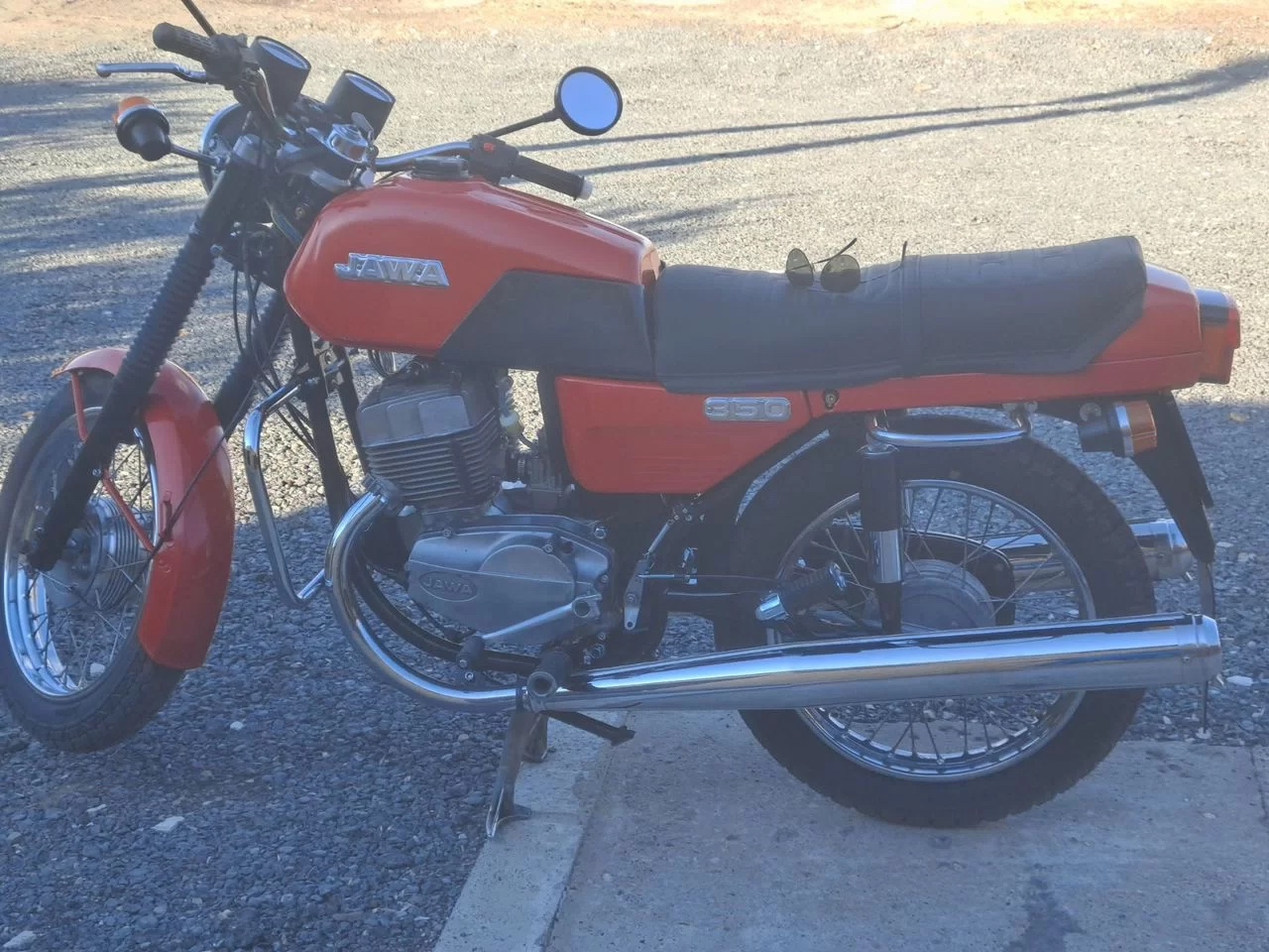 Jawa 350 Lux
