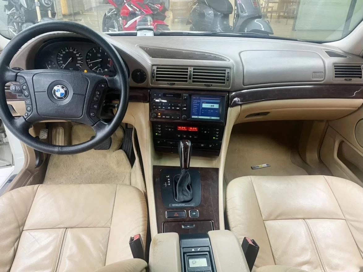 BMW 7 серия 5.4 AT — фото 6