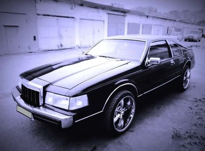 Lincoln Mark VII 4.9 AT