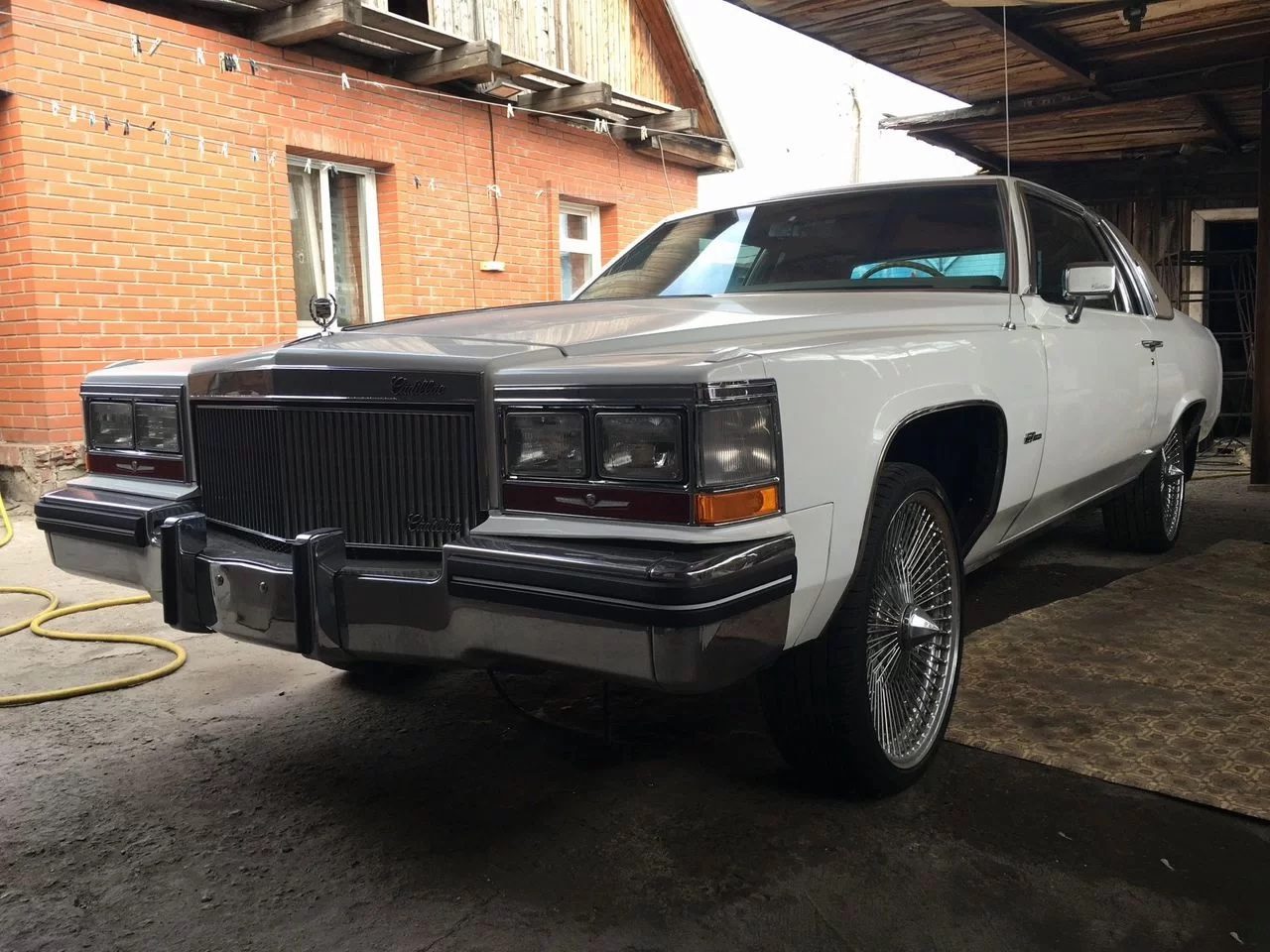 Cadillac DE Ville 4.1 AT