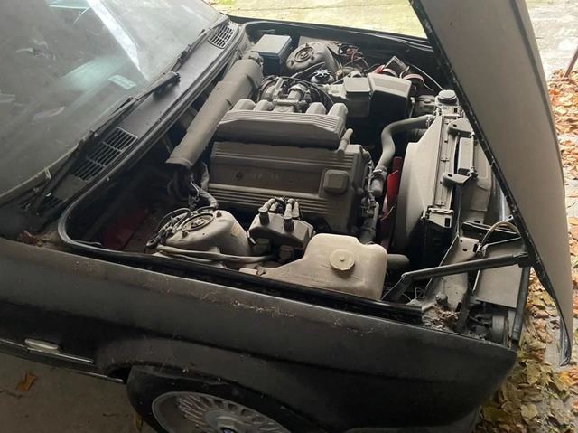 BMW 3 серия 1.8 MT — фото 2