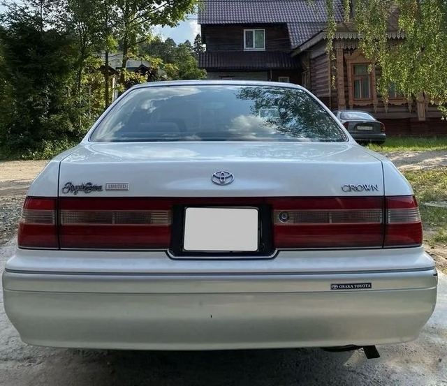 Toyota Crown 2.0 AT — фото 3