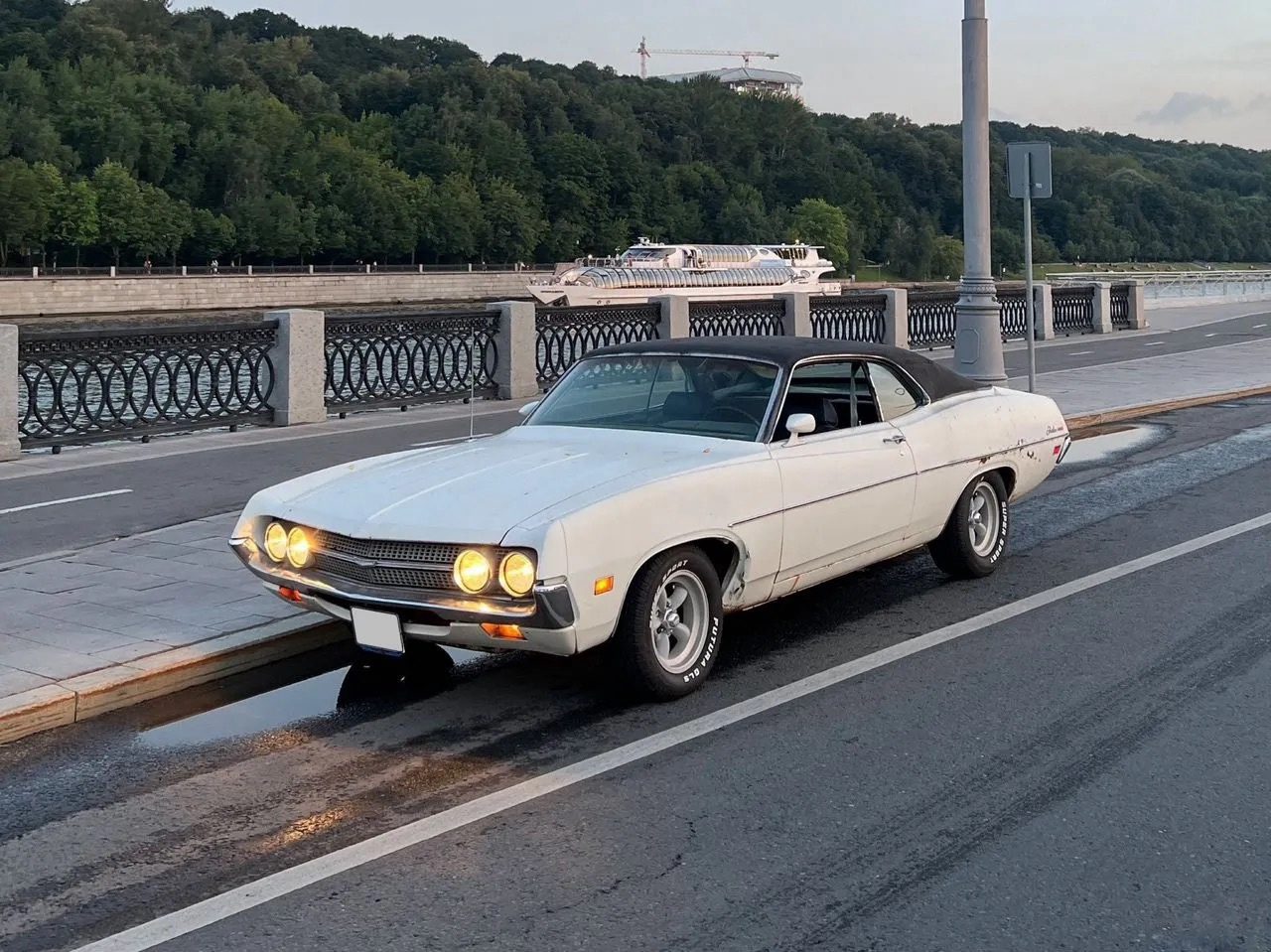 Ford Fairlane 4.1 MT