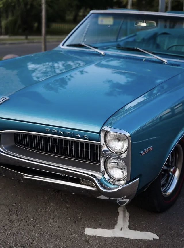 Pontiac LeMans 5.3 MT