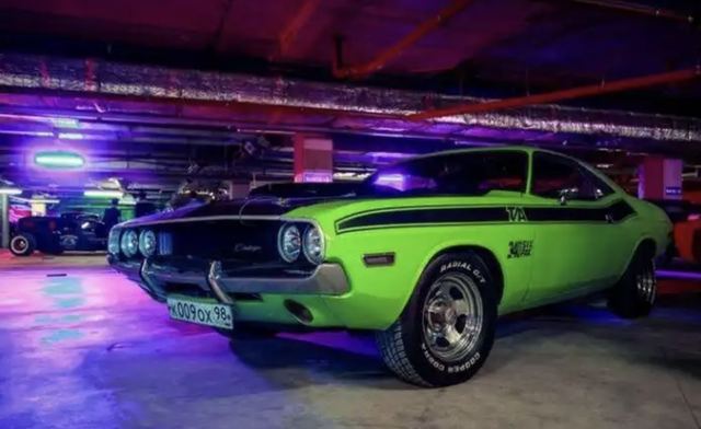 Dodge Challenger 1974 — фото 12