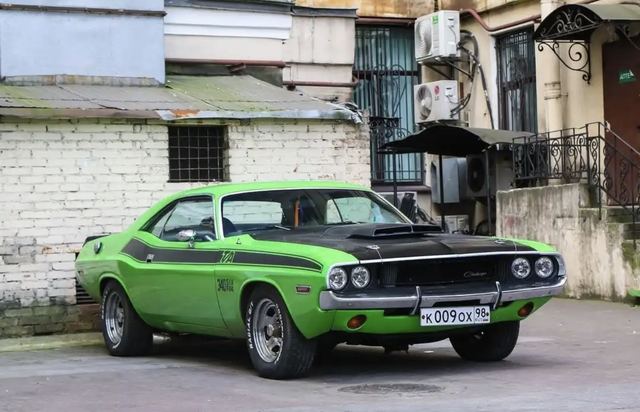 Dodge Challenger 1974 — фото 13