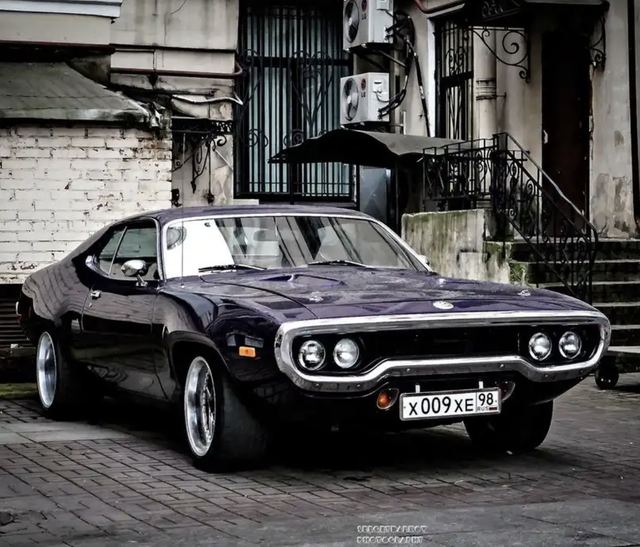 Plymouth Road Runner 1974, 1974 — Санкт-Петербург