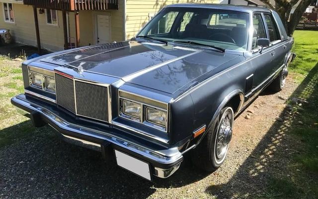 Chrysler Fifth Avenue 5.2 AT, 1984 — с.Косулино