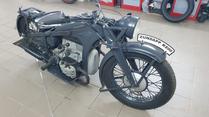 Zundapp К800